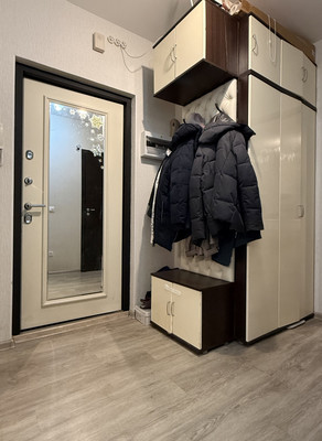 Продам однокомнатную (1-комн.) квартиру, Воронцовский б-р, 5к1, Бугры п