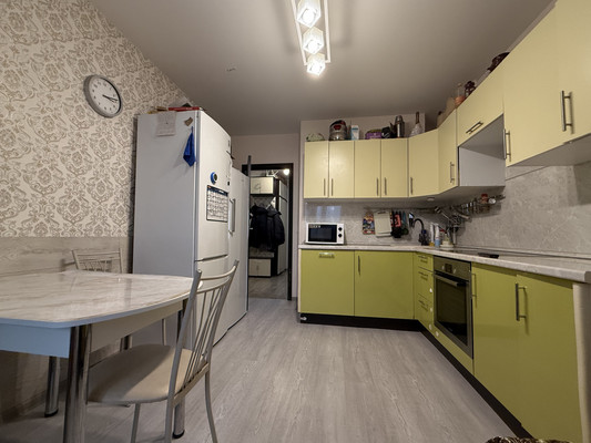 Продам однокомнатную (1-комн.) квартиру, Воронцовский б-р, 5к1, Бугры п