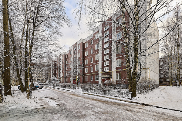 Продам двухкомнатную (2-комн.) квартиру, Плоткина ул, 3к2, Всеволожск г