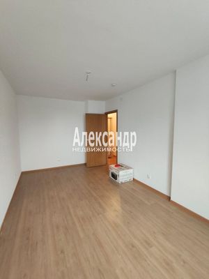 Продам однокомнатную (1-комн.) квартиру, Колпинская ул, 28к1, Колпино г