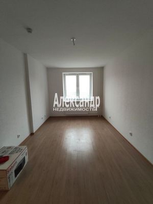 Продам однокомнатную (1-комн.) квартиру, Колпинская ул, 28к1, Колпино г