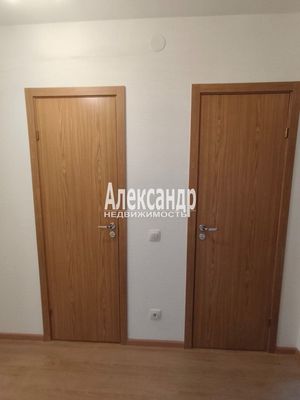 Продам однокомнатную (1-комн.) квартиру, Колпинская ул, 28к1, Колпино г