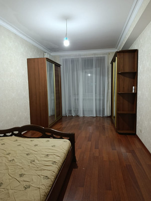 Сдам двухкомнатную (2-комн.) квартиру, Свердлова ул, 8, Махачкала г