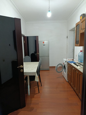 Сдам двухкомнатную (2-комн.) квартиру, Свердлова ул, 8, Махачкала г