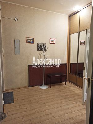 Сдам трехкомнатную (3-комн.) квартиру, Кронверкский пр-кт, 71/46, Санкт-Петербург г