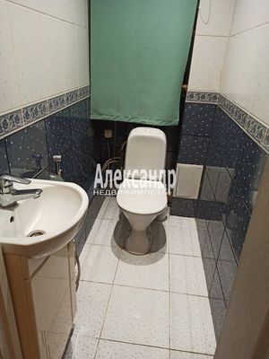 Сдам трехкомнатную (3-комн.) квартиру, Кронверкский пр-кт, 71/46, Санкт-Петербург г