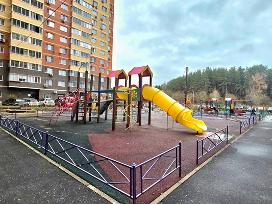 Продам двухкомнатную (2-комн.) квартиру, Объездная дорога ул, 2, Сосновый Бор п