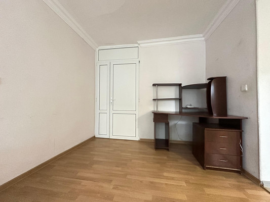 Продам двухкомнатную (2-комн.) квартиру, Тургенева ул, 27, Нальчик г