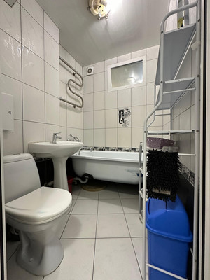 Продам двухкомнатную (2-комн.) квартиру, Тургенева ул, 27, Нальчик г