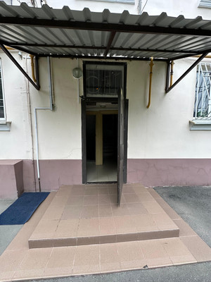 Продам двухкомнатную (2-комн.) квартиру, Тургенева ул, 27, Нальчик г