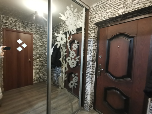 Продам однокомнатную (1-комн.) квартиру, Восточная ул, 5, Березовский г