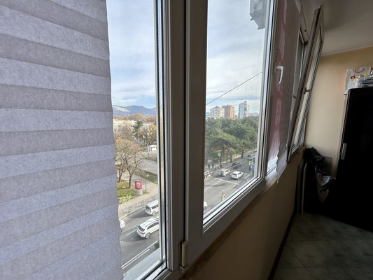 Продам трехкомнатную (3-комн.) квартиру, Советов ул, 23, Новороссийск г