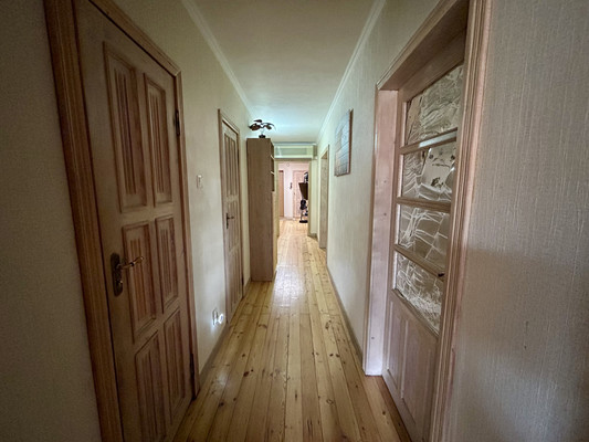 Продам трехкомнатную (3-комн.) квартиру, Советов ул, 23, Новороссийск г