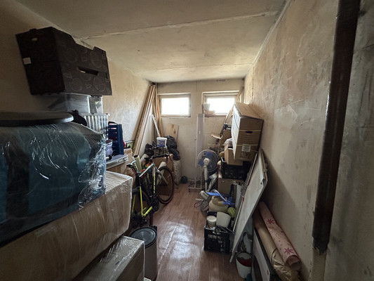 Продам трехкомнатную (3-комн.) квартиру, Советов ул, 23, Новороссийск г