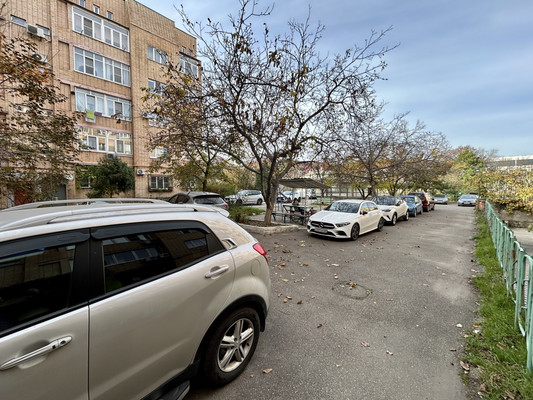 Продам трехкомнатную (3-комн.) квартиру, Советов ул, 23, Новороссийск г