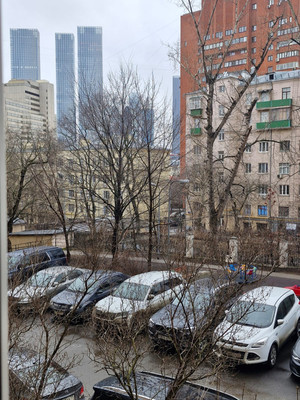 Продам двухкомнатную (2-комн.) квартиру, 1905 года ул, 3, Москва г