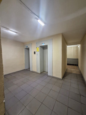 Продам двухкомнатную (2-комн.) квартиру, 1905 года ул, 3, Москва г