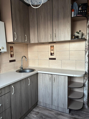 Продам однокомнатную (1-комн.) квартиру, Киевская ул, 116, Симферополь г