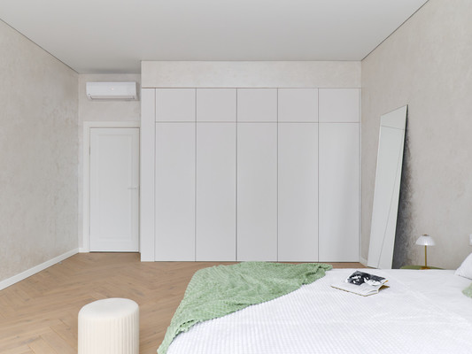 Продам трехкомнатную (3-комн.) квартиру, Катановский пер, 4, Казань г