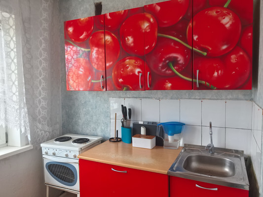 Продам трехкомнатную (3-комн.) квартиру, Плеханова ул, 2, Черемхово г