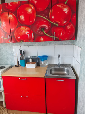 Продам трехкомнатную (3-комн.) квартиру, Плеханова ул, 2, Черемхово г