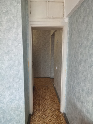 Продам трехкомнатную (3-комн.) квартиру, Плеханова ул, 2, Черемхово г