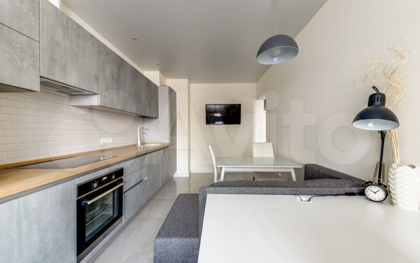 Продам двухкомнатную (2-комн.) квартиру, Ново-Антропшинская ул, 8, Коммунар г