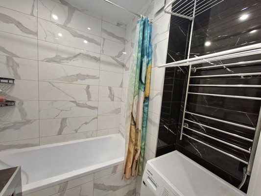 Продам двухкомнатную (2-комн.) квартиру, Ново-Антропшинская ул, 8, Коммунар г