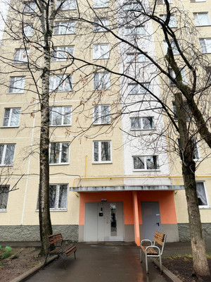 Продам трехкомнатную (3-комн.) квартиру, Кировоградская ул, 28к3, Москва г