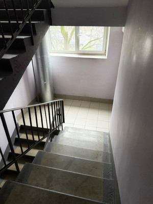 Продам трехкомнатную (3-комн.) квартиру, Кировоградская ул, 28к3, Москва г