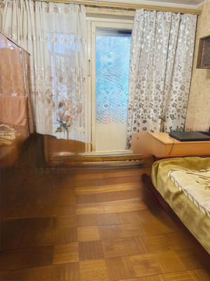 Продам трехкомнатную (3-комн.) квартиру, Кировоградская ул, 28к3, Москва г