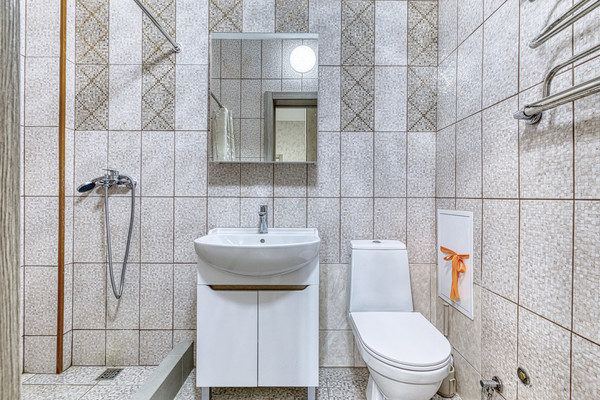 Продам двухкомнатную (2-комн.) квартиру, Николинские Ключи ул, 31, Ивановское д