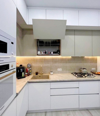 Продам однокомнатную (1-комн.) квартиру, Крымская (Центральный р-н) ул, 77, Сочи г