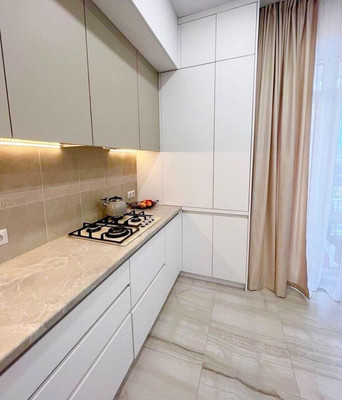 Продам однокомнатную (1-комн.) квартиру, Крымская (Центральный р-н) ул, 77, Сочи г