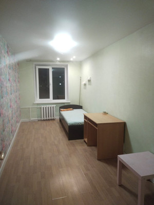 Сдам трехкомнатную (3-комн.) квартиру, Флотская ул, 44, Москва г