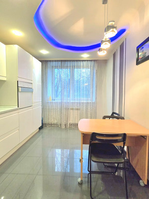 Продам двухкомнатную (2-комн.) квартиру, Центральная ул, 9, Сынково с