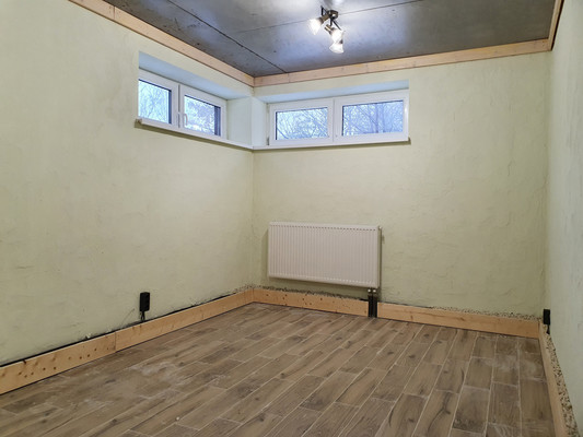 Сдам коммерческое помещение 99,7 м2, Тихоненко ул, 17а, Калининград г