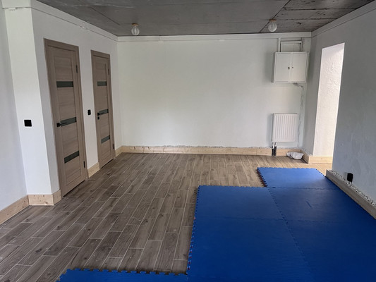 Сдам коммерческое помещение 99,7 м2, Тихоненко ул, 17а, Калининград г