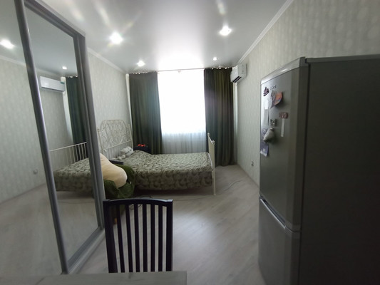 Продам однокомнатную (1-комн.) квартиру, им. Карякина ул, 5к2, Краснодар г