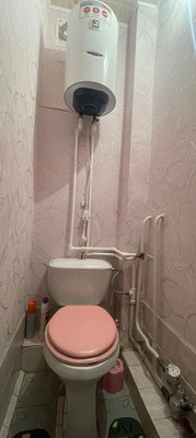 Продам трехкомнатную (3-комн.) квартиру, Марка Донского ул, 8, Симферополь г