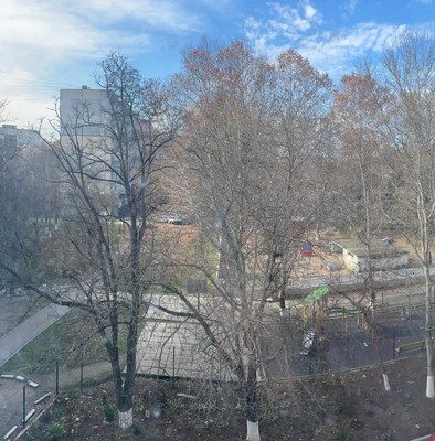 Продам трехкомнатную (3-комн.) квартиру, Марка Донского ул, 8, Симферополь г