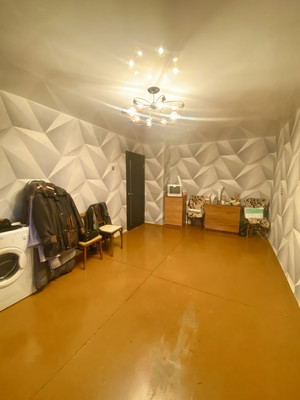 Продам трехкомнатную (3-комн.) квартиру, Орджоникидзе ул, 2, Нижний Тагил г