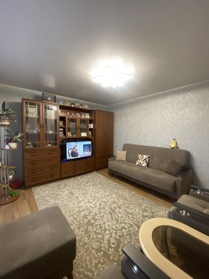 Продам двухкомнатную (2-комн.) квартиру, Ильича ул, 76, Нижний Тагил г