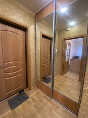 Продам двухкомнатную (2-комн.) квартиру, Ильича ул, 76, Нижний Тагил г