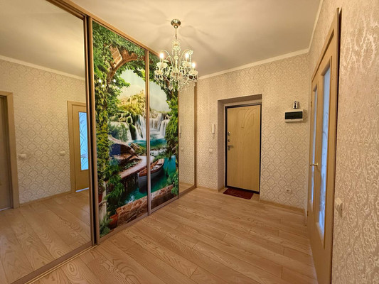 Продам однокомнатную (1-комн.) квартиру, О.Кошевого ул, 17, Калининград г