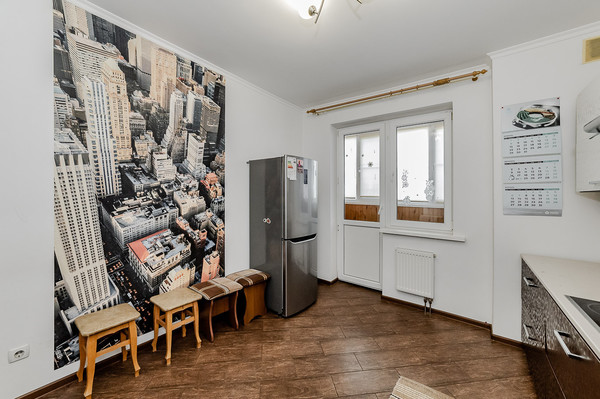 Продам трехкомнатную (3-комн.) квартиру, им. генерала И.Л. Шифрина ул, 5, Краснодар г