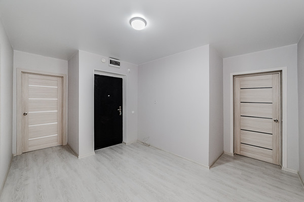 Продам трехкомнатную (3-комн.) квартиру, Западный Обход ул, 65к1, Краснодар г