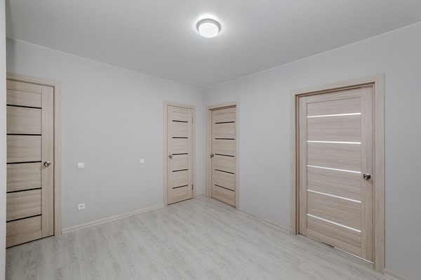 Продам трехкомнатную (3-комн.) квартиру, Западный Обход ул, 65к1, Краснодар г