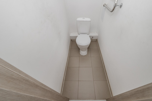 Продам трехкомнатную (3-комн.) квартиру, Западный Обход ул, 65к1, Краснодар г