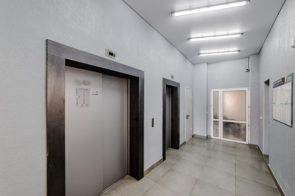 Продам трехкомнатную (3-комн.) квартиру, Западный Обход ул, 65к1, Краснодар г